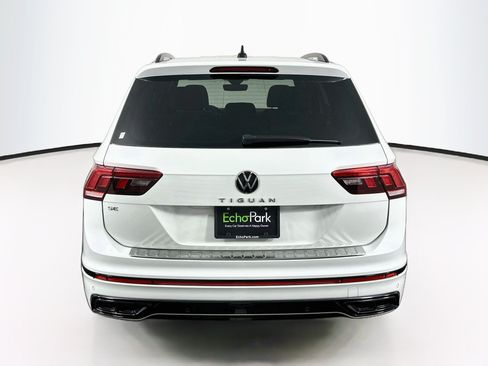 Used 2023 Volkswagen Tiguan SE R-Line FWD image 7