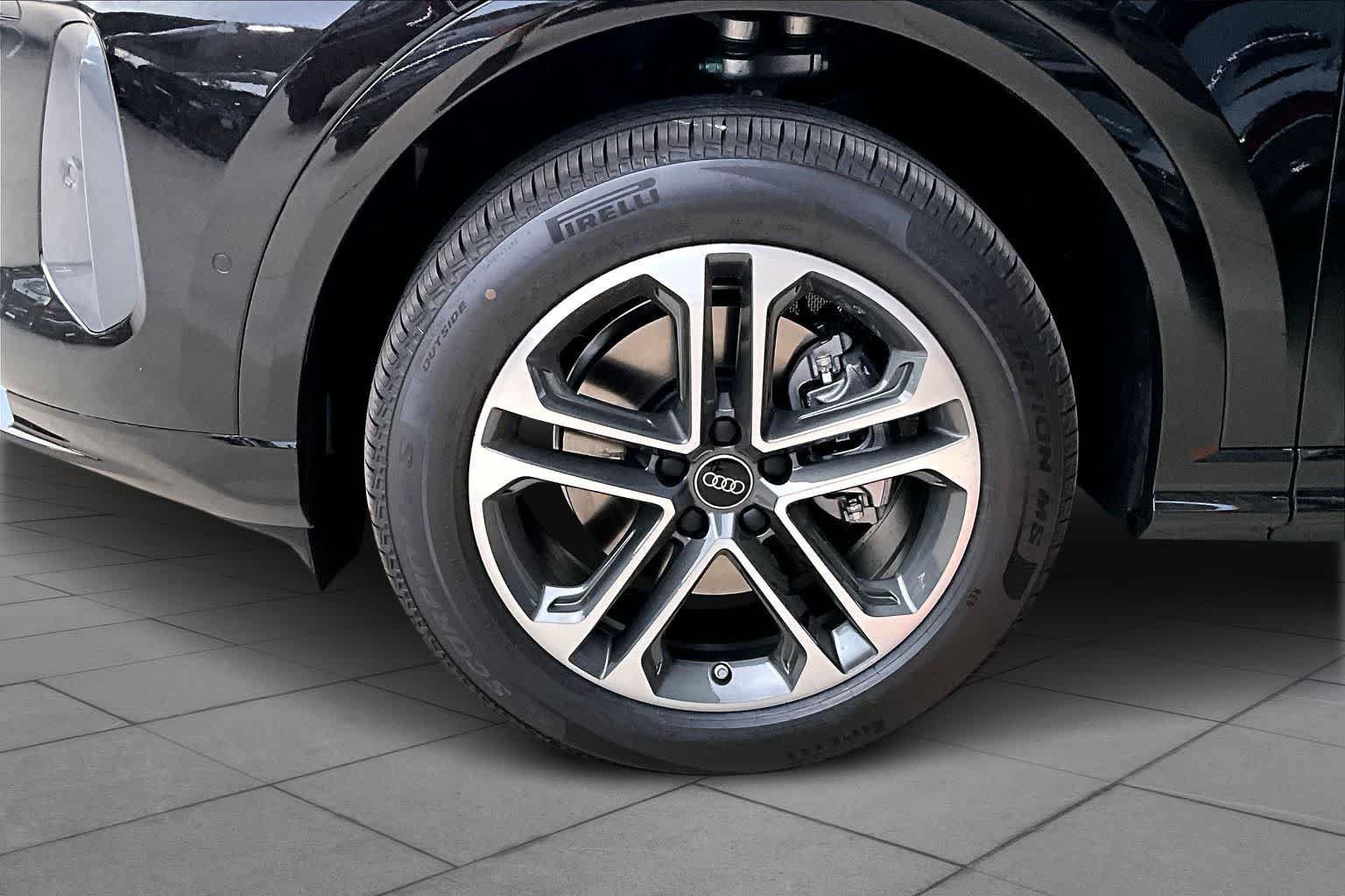 New 2026 Audi Q5 2.0T AWD/4WD image 11