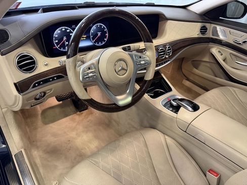 Used 2019 Mercedes-Benz S 560 4MATIC Sedan image 4