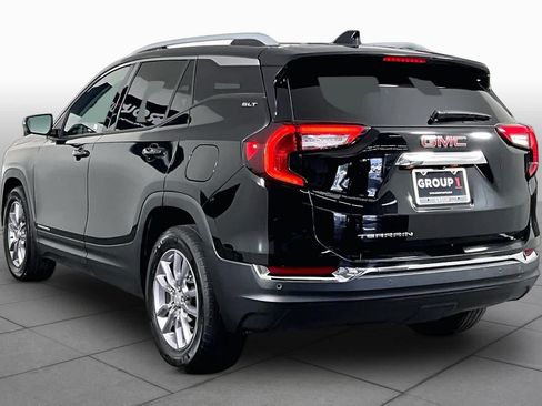 Used 2024 GMC Terrain SLT FWD image 12