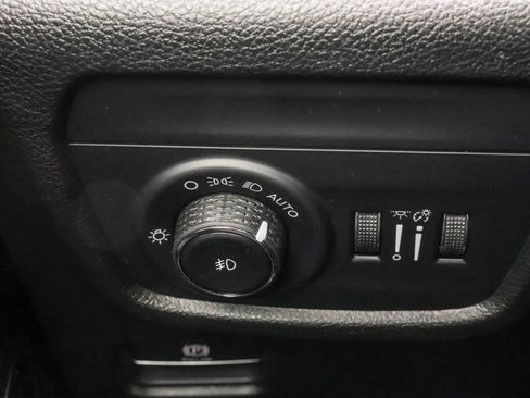 New 2025 Jeep Grand Cherokee L Limited image 28