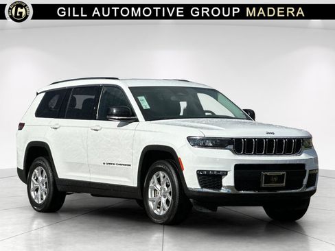 Used 2023 Jeep Grand Cherokee L Limited AWD/4WD image 1