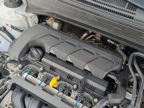 Used 2022 Hyundai Venue SEL FWD image 20