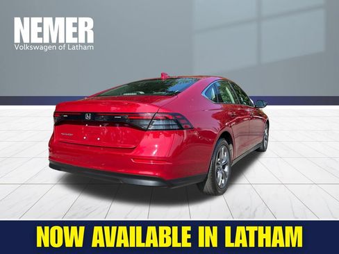Used 2024 Honda Accord EX image 4
