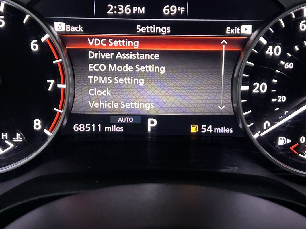 Used 2023 Nissan Rogue SV AWD/4WD image 19