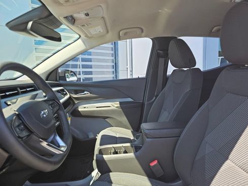 New 2027 Chevrolet Bolt LT w/ Comfort Package FWD image 24