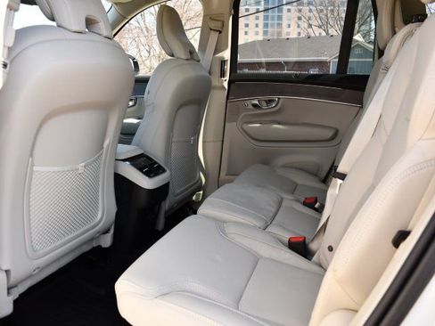 New 2026 Volvo XC90 B6 Ultra w/ Protection Package Premier AWD/4WD image 15