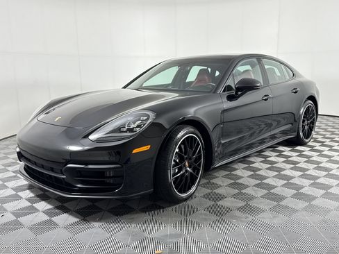 Used 2021 Porsche Panamera w/ Premium Package RWD image 1