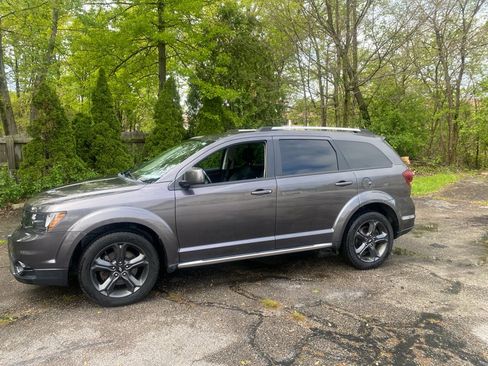 Used 2018 Dodge Journey Crossroad AWD/4WD image 2