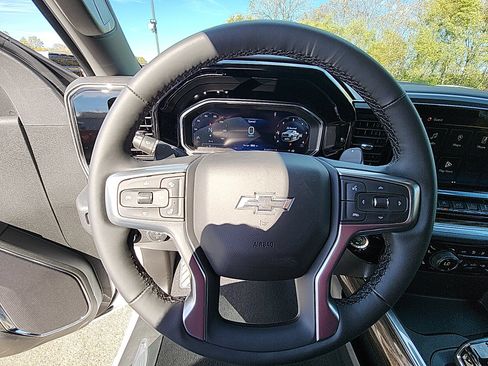 New 2026 Chevrolet Silverado 1500 LT Trail Boss w/ Convenience Package II image 18