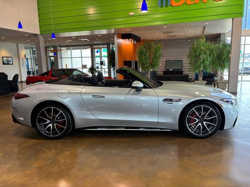 Used 2022 Mercedes-Benz SL 55 AMG 4MATIC image 7