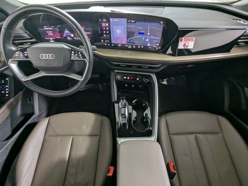 Certified 2025 Audi Q5 Premium Plus w/ Premium Plus AWD/4WD image 11