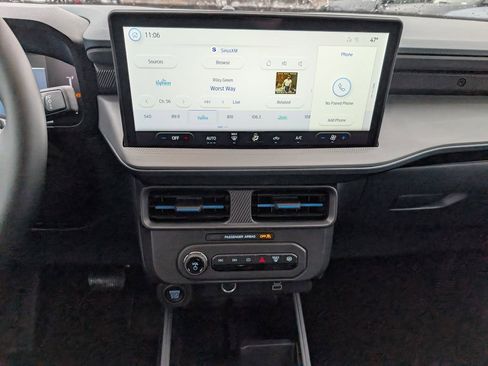 New 2026 Ford Maverick Lobo AWD/4WD image 12