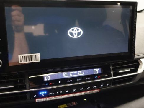 New 2026 Toyota Sienna Platinum AWD/4WD image 22