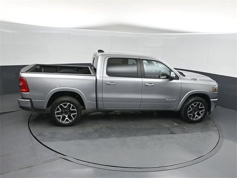 Used 2025 RAM 1500 Laramie image 28