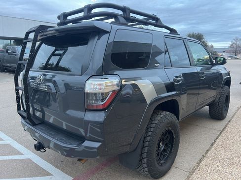 Used 2024 Toyota 4Runner SR5 image 4