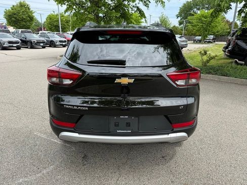 Used 2026 Chevrolet TrailBlazer LT w/ LT Cold Weather Package FWD image 4