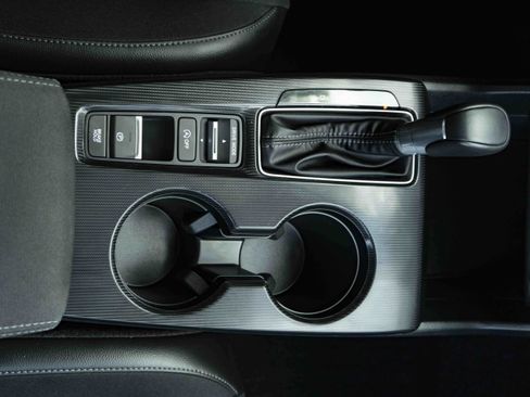 Used 2025 Honda Civic Sport image 27