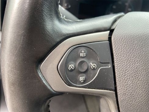 Used 2018 Chevrolet Colorado Z71 image 16