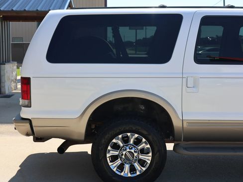 Used 2005 Ford Excursion Eddie Bauer AWD/4WD image 12