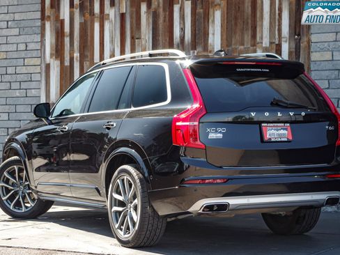 Used 2018 Volvo XC90 T6 Momentum w/ Convenience Package AWD/4WD image 4