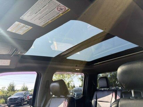 Used 2019 Ford F250 Lariat w/ Lariat Ultimate Package AWD/4WD image 2