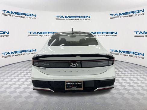 Used 2025 Hyundai Sonata Limited FWD image 4