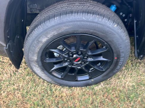 Used 2024 Toyota Tundra Limited w/ TRD Off-Road Package image 36