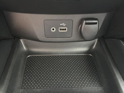 Used 2018 Nissan Rogue SL AWD/4WD image 13