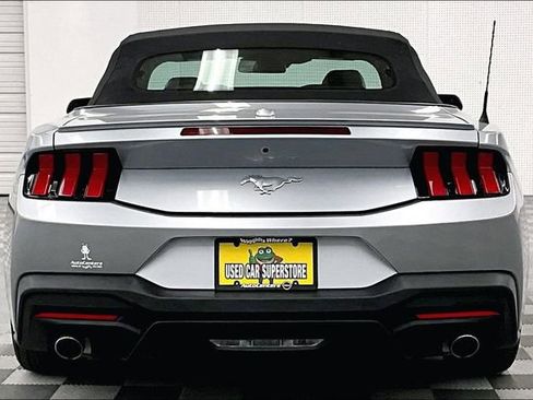 Used 2024 Ford Mustang Premium RWD image 5