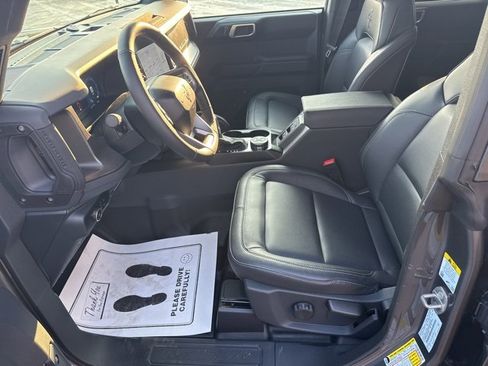 New 2025 Ford Bronco Big Bend w/ Black Diamond Package image 6