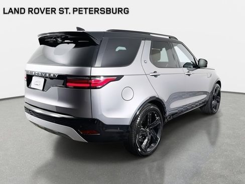 New 2026 Land Rover Discovery Limited Edition image 5