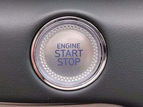 Certified 2025 Genesis GV80 3.5T Prestige AWD/4WD image 27