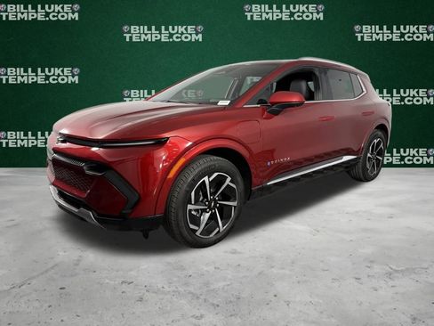 Used 2025 Chevrolet Equinox EV LT image 3