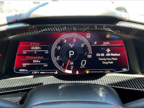 Used 2023 Chevrolet Corvette Stingray Premium Cpe w/ Z51 Performance Package RWD image 12