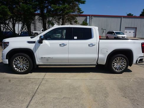 Used 2023 GMC Sierra 1500 Denali w/ Denali Reserve Package AWD/4WD image 19