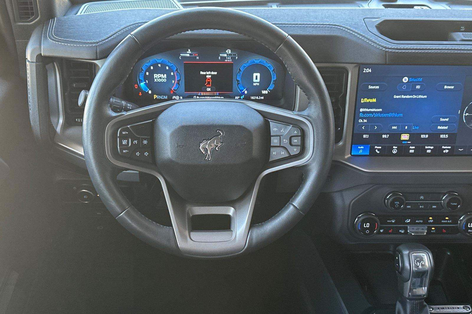Used 2025 Ford Bronco Outer Banks AWD/4WD image 14