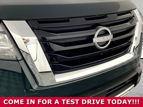 Certified 2024 Nissan Pathfinder Platinum w/ Cargo Package AWD/4WD image 34