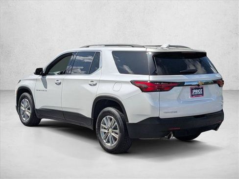 Used 2023 Chevrolet Traverse LT FWD image 7