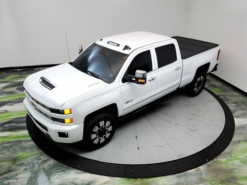 Used 2019 Chevrolet Silverado 2500 LTZ w/ Duramax Plus Package AWD/4WD image 30