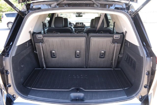 Certified 2025 Nissan Pathfinder SL w/ SL Premium Package FWD image 7