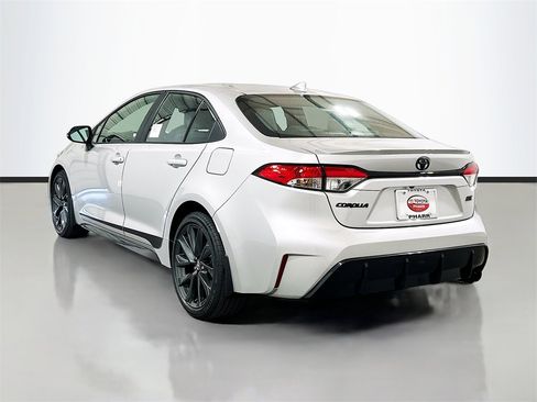 New 2025 Toyota Corolla SE image 6