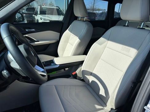 Certified 2025 BMW X1 xDrive28i w/ Technology Package image 29