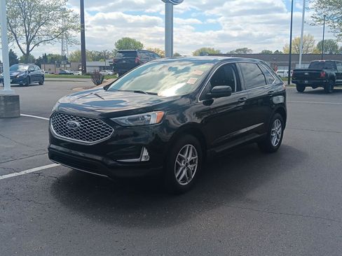 Used 2024 Ford Edge SEL w/ Convenience Package AWD/4WD image 11