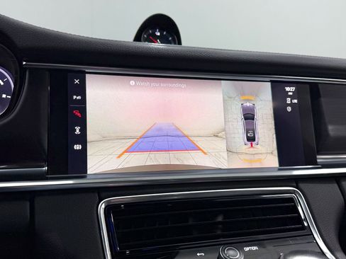 Certified 2022 Porsche Panamera 4 Platinum Edition image 45