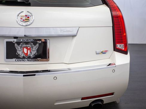 Used 2011 Cadillac CTS V image 39