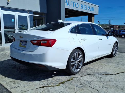 Used 2023 Chevrolet Malibu LT w/ Driver Confidence Package FWD image 3