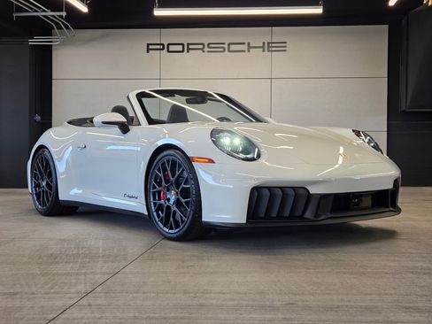 Certified 2026 Porsche 911 Carrera 4 GTS image 31