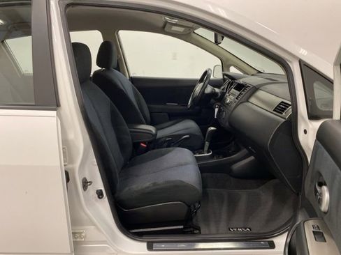 Used 2012 Nissan Versa SL image 20