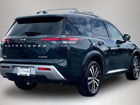 Certified 2024 Nissan Pathfinder Platinum FWD image 5